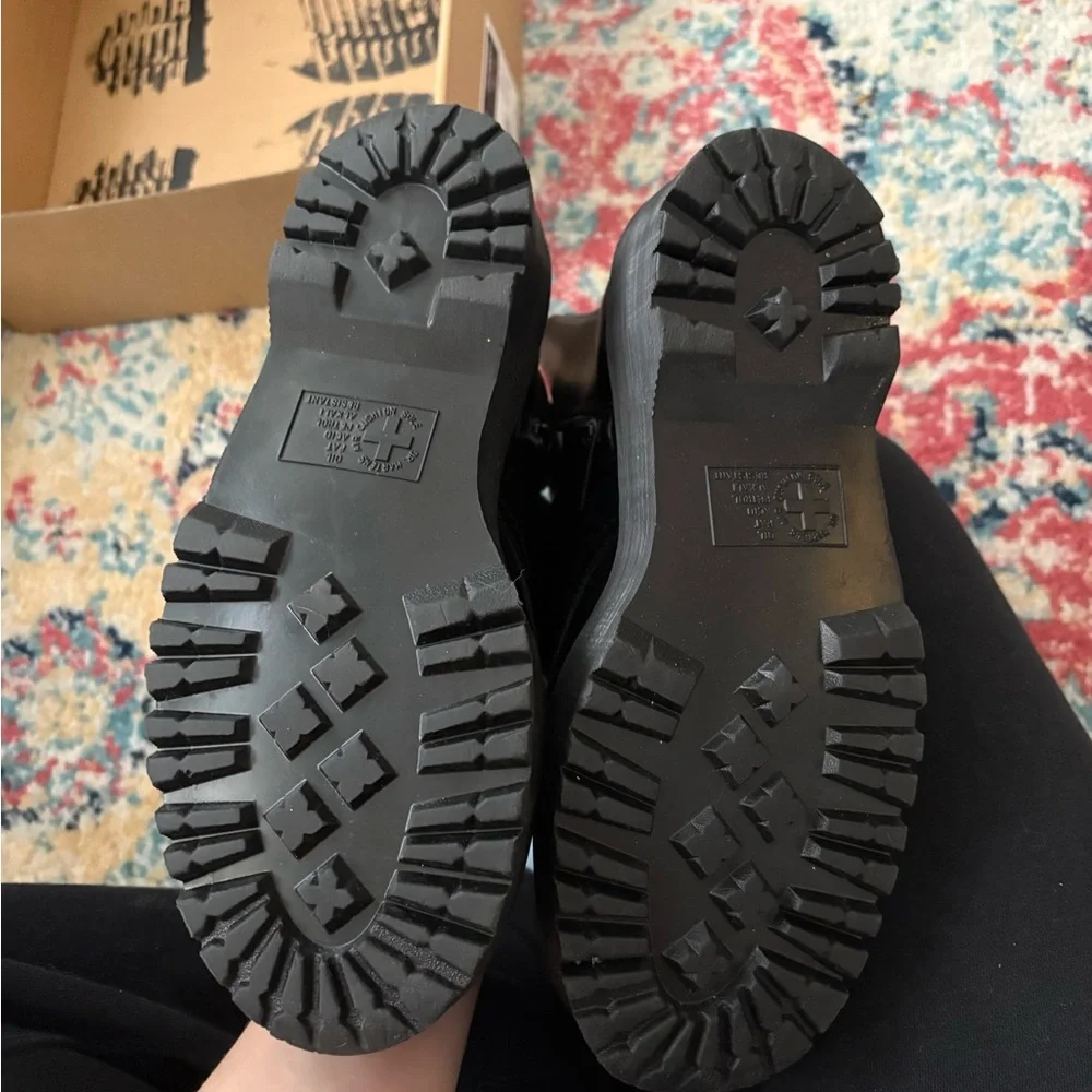 Dr. Martens Jadon II Mono Vegan Platform - Picture 3 of 4